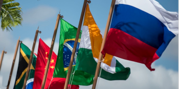 "Turquia e Irã no BRICS: Expansão Militar Ameaça Equilíbrio Global"